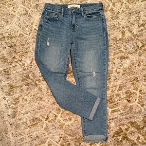 Gap Denim Blue Jeans Best Girlfriend Relaxed Fit Women’s 25 Distressed